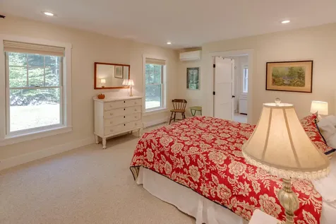 7 Paugus Road Holderness NH 03245