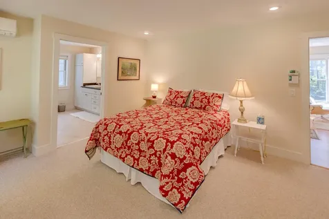 7 Paugus Road Holderness NH 03245