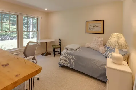 7 Paugus Road Holderness NH 03245