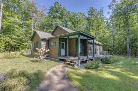 7 Paugus Road Holderness NH 03245