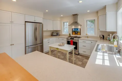 7 Paugus Road Holderness NH 03245