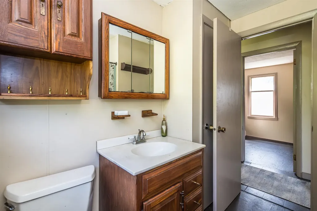 1514 Blackmer Boulevard Stockbridge VT 05772