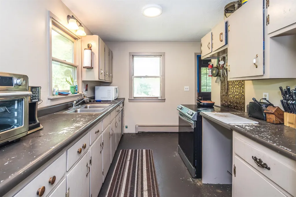 1514 Blackmer Boulevard Stockbridge VT 05772