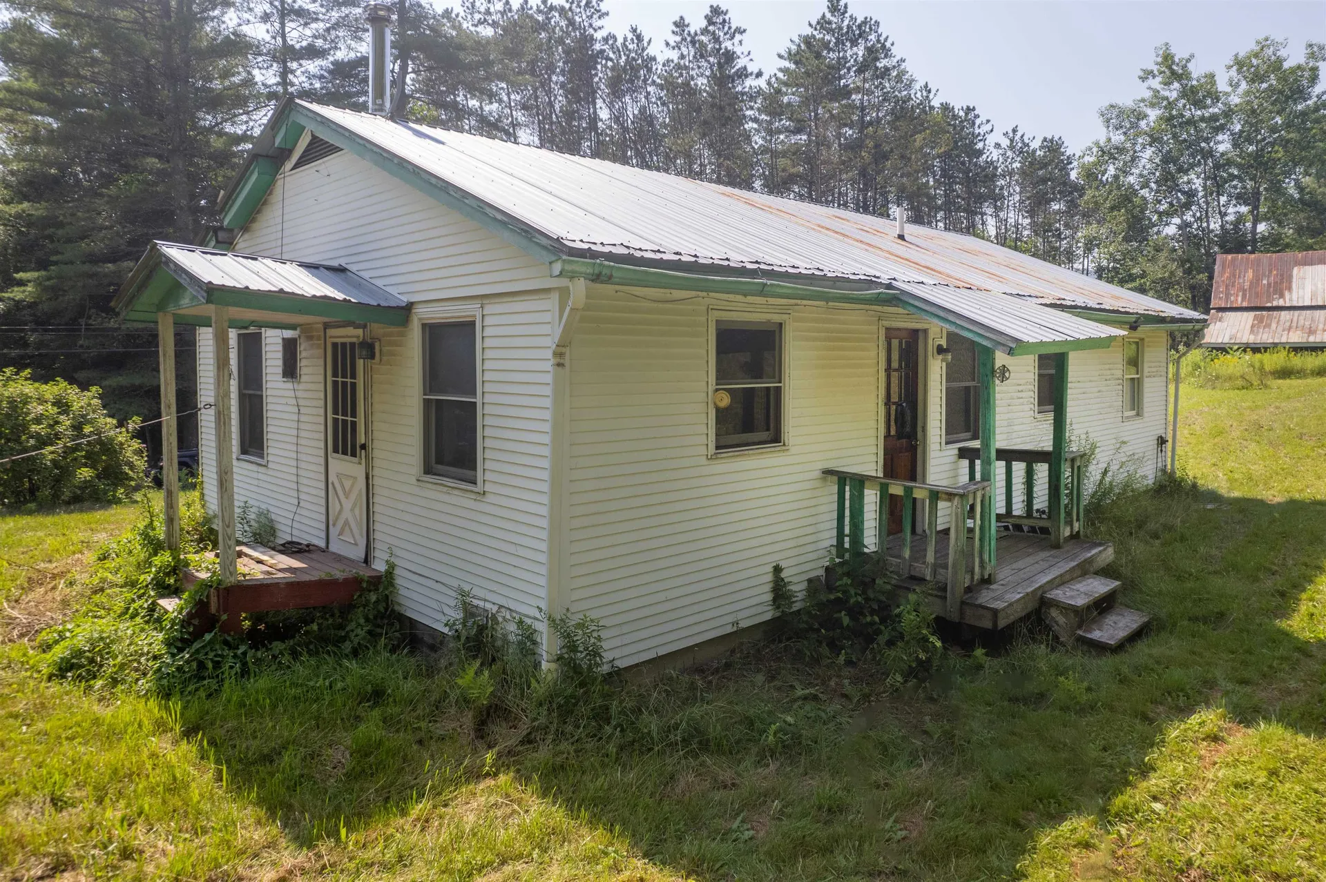 1514 Blackmer Boulevard Stockbridge VT 05772