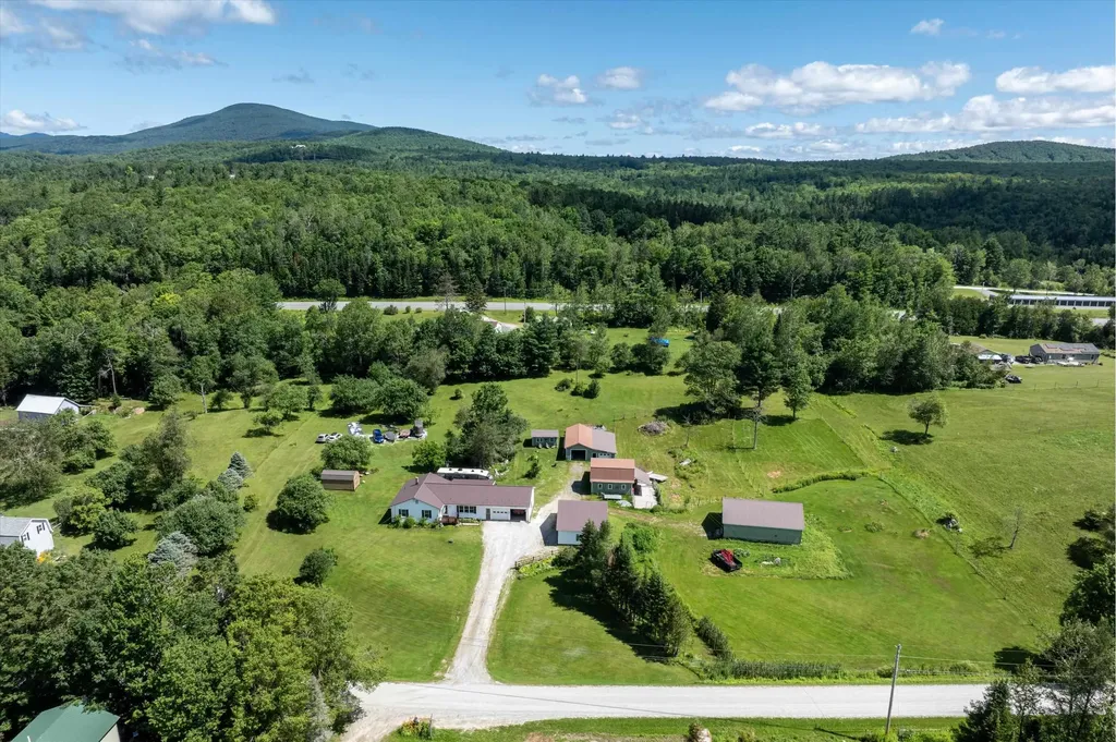 1489 Summit Road Mount Holly VT 05758