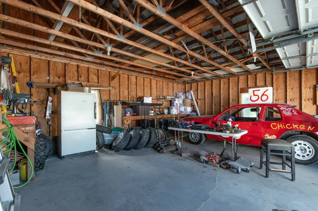 1489 Summit Road Mount Holly VT 05758