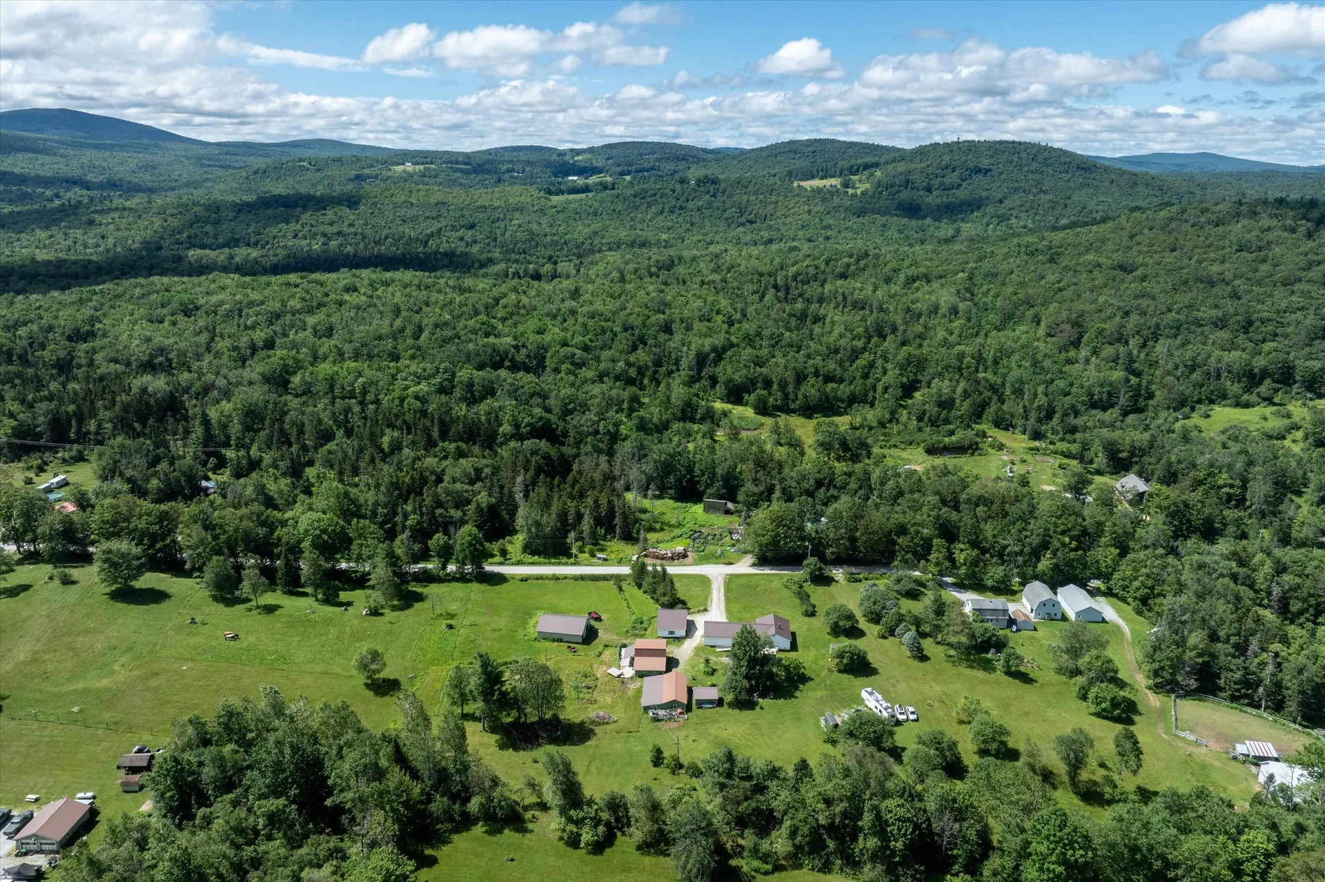 1489 Summit Road Mount Holly VT 05758