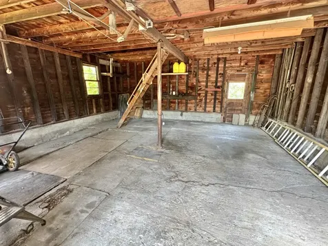 814 Brattleboro Road Hinsdale NH 03451