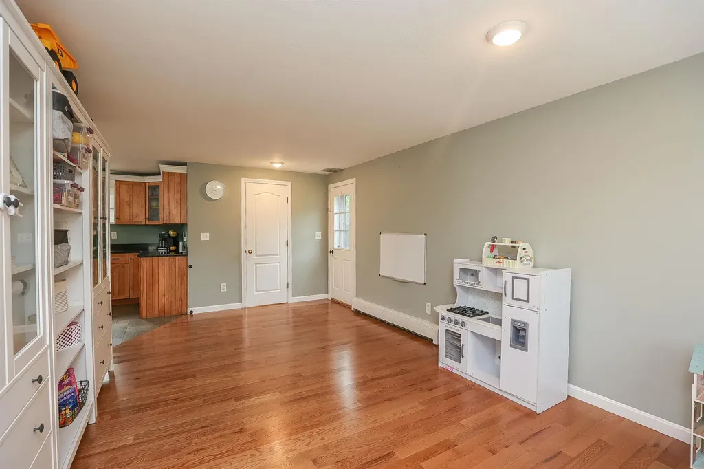 2 Faucher Road Londonderry NH 03053