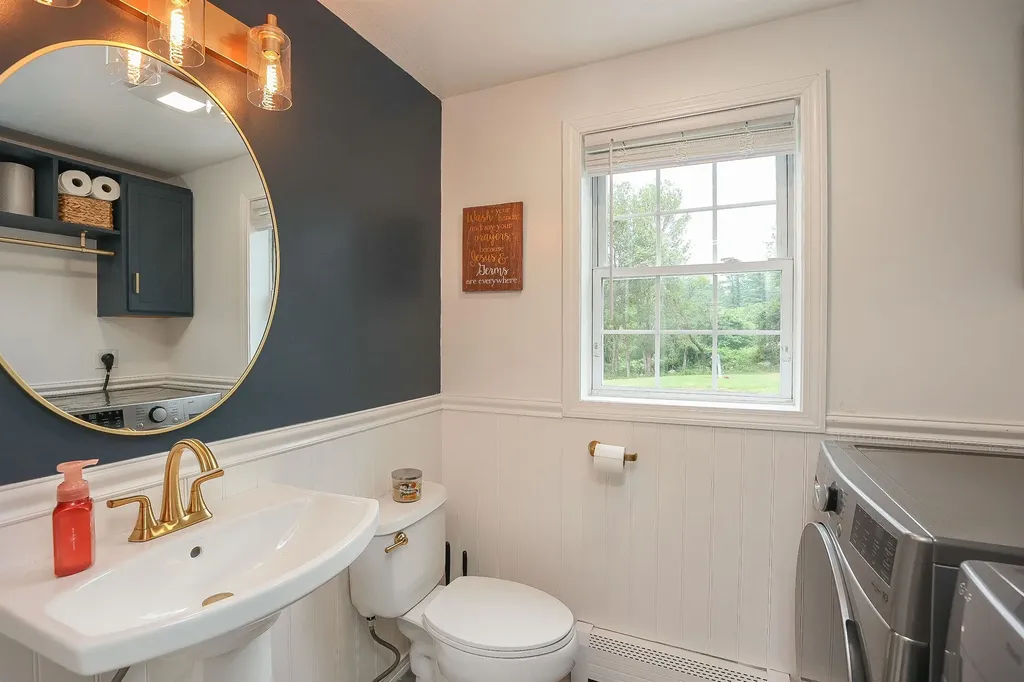 2 Faucher Road Londonderry NH 03053