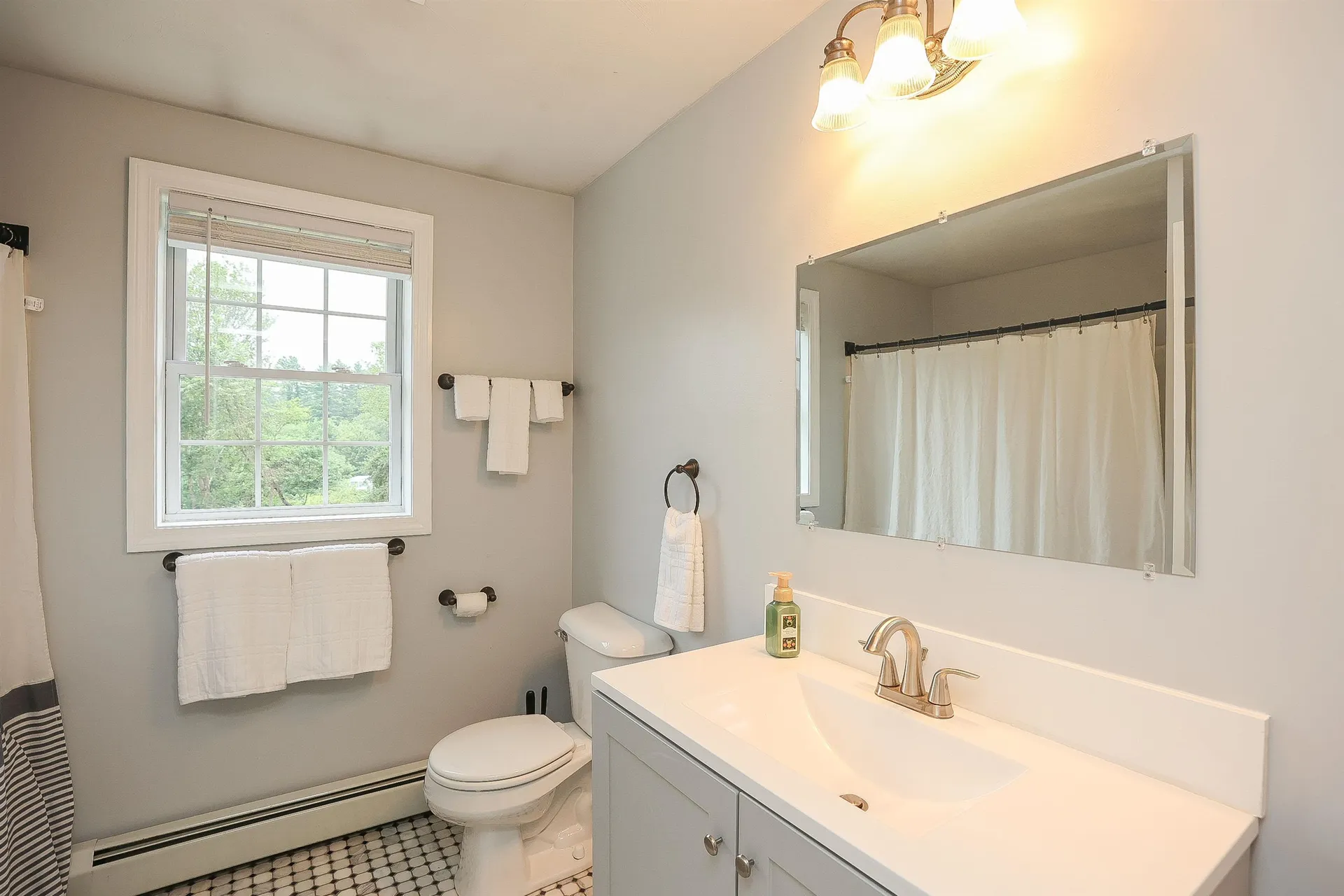 2 Faucher Road Londonderry NH 03053