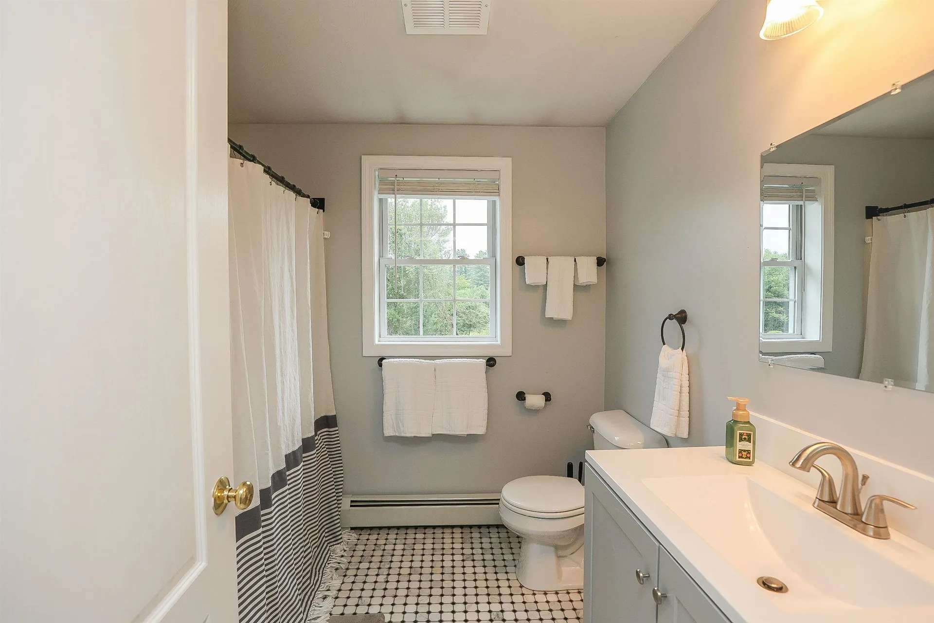 2 Faucher Road Londonderry NH 03053
