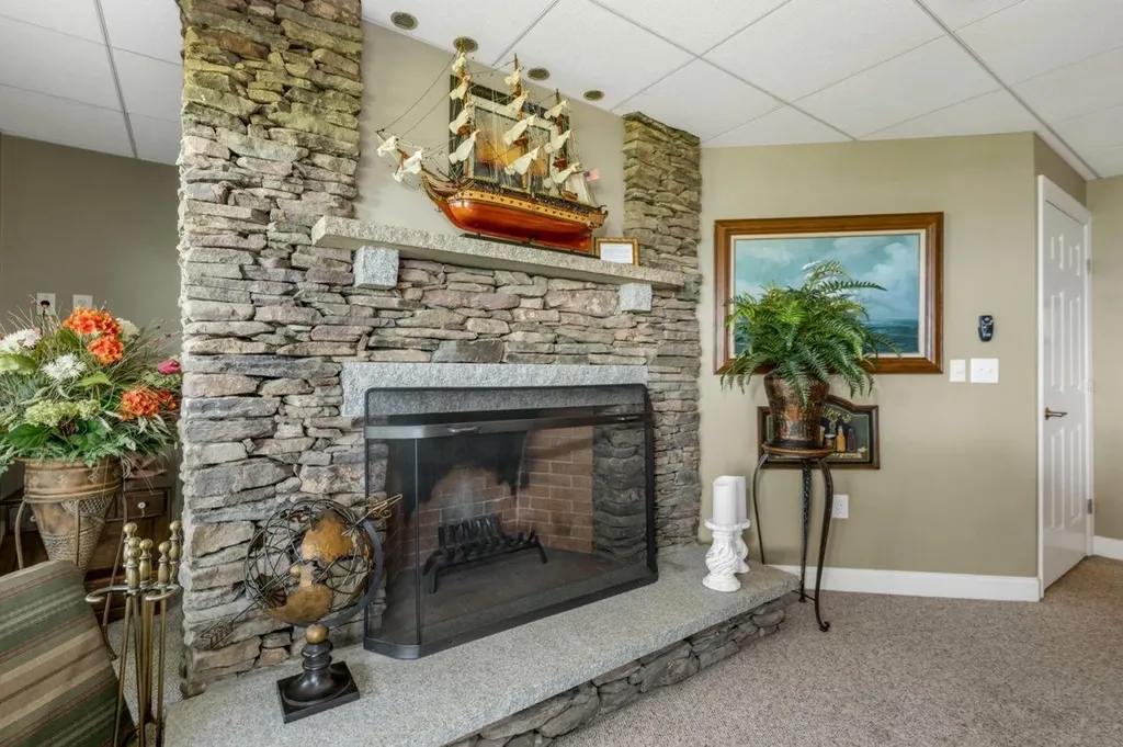 71 Butterfield Road Center Harbor NH 03226