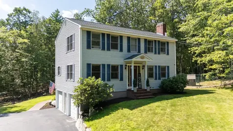 12 Honeysuckle Lane Goffstown NH 03045