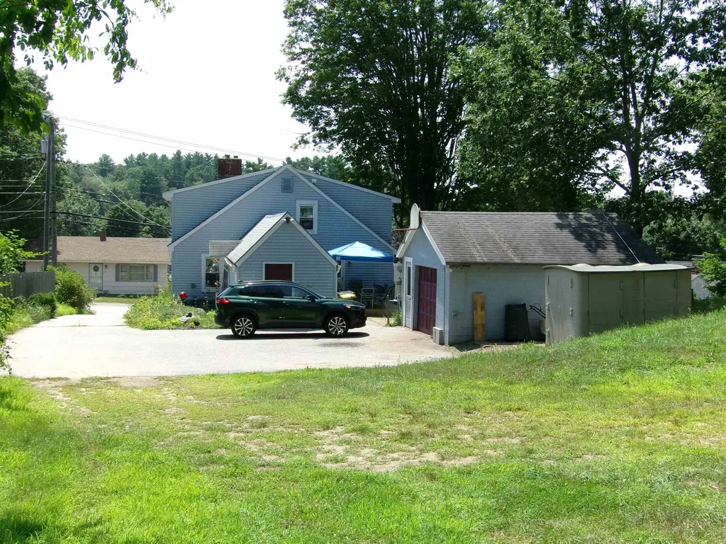 162 Gilford Avenue Laconia NH 03246