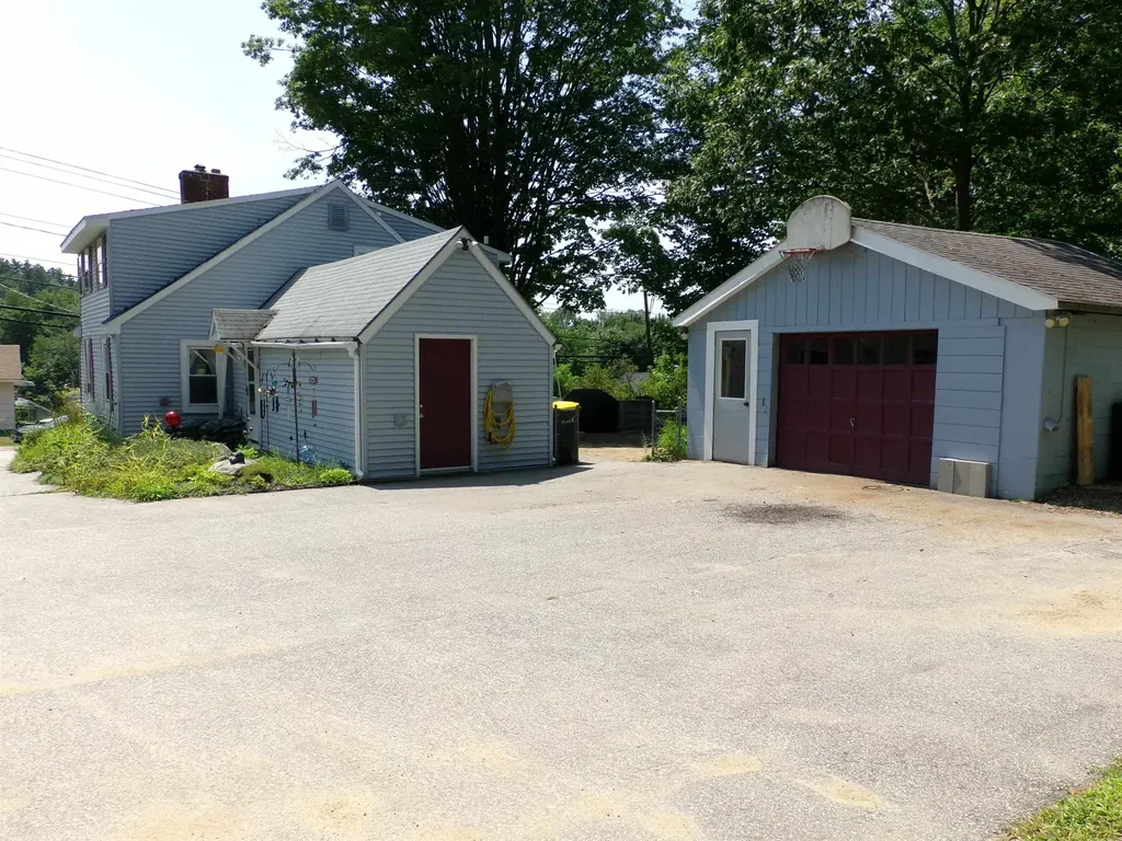 162 Gilford Avenue Laconia NH 03246