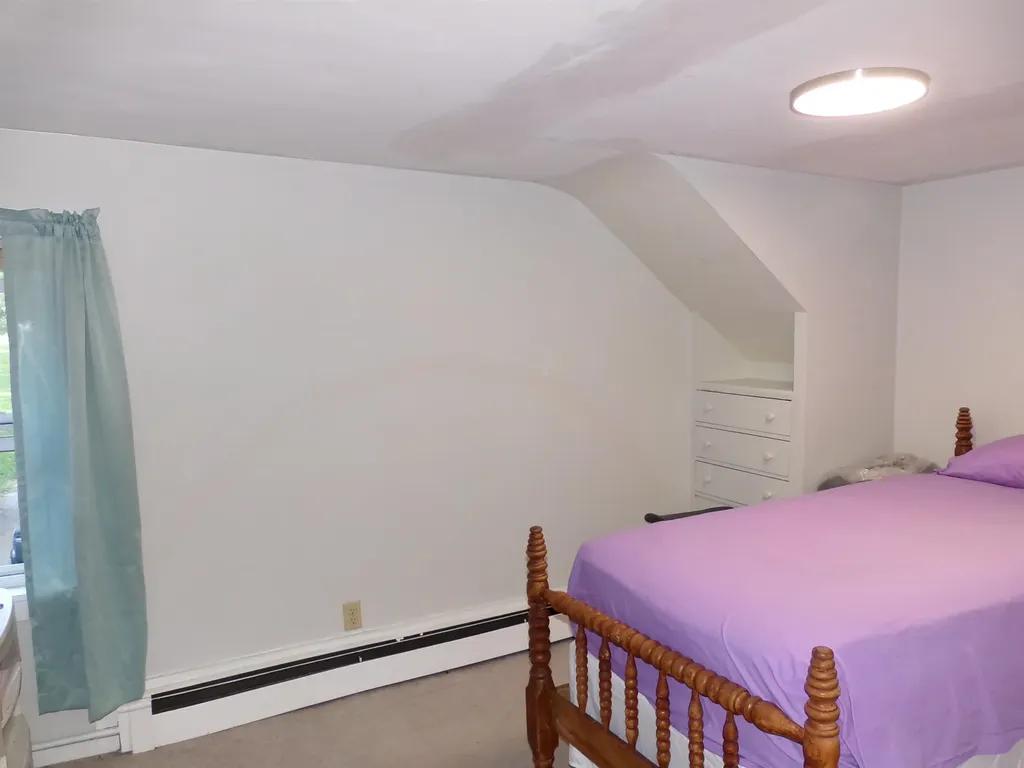 162 Gilford Avenue Laconia NH 03246