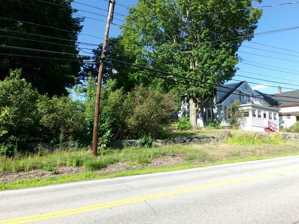 162 Gilford Avenue Laconia NH 03246