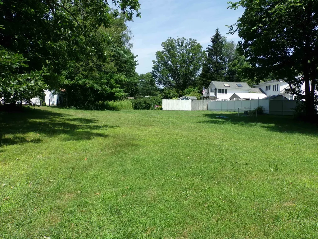 162 Gilford Avenue Laconia NH 03246