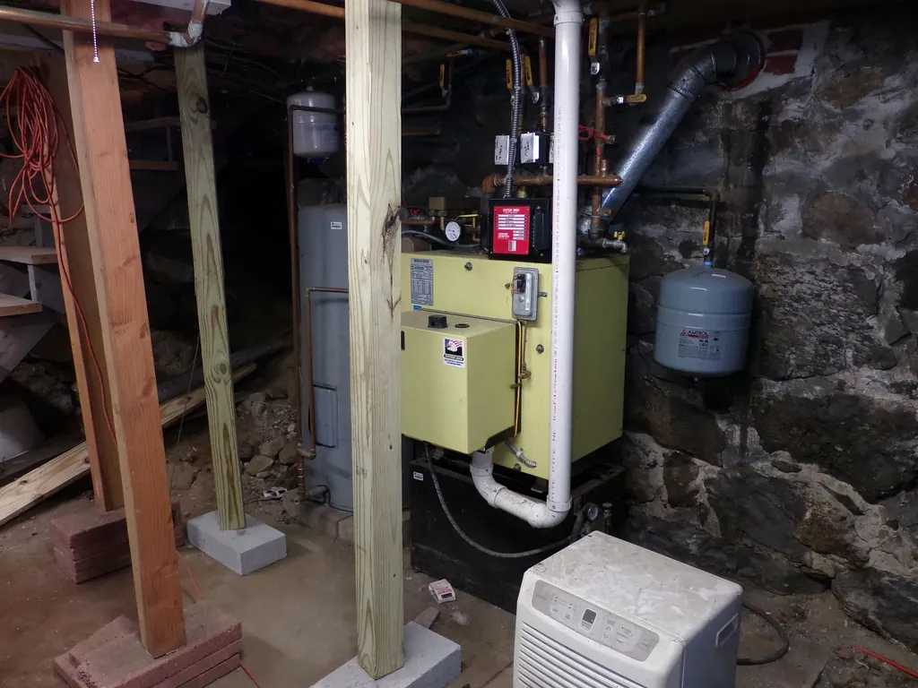 162 Gilford Avenue Laconia NH 03246