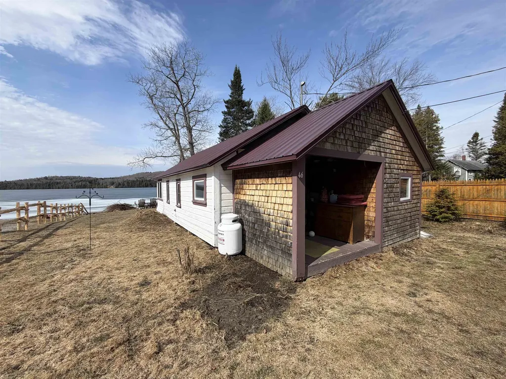 46 Macleay Road Morgan VT 05853