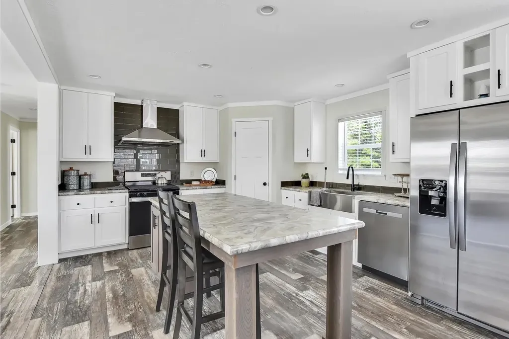 3 Cheryl Drive Concord NH 03303