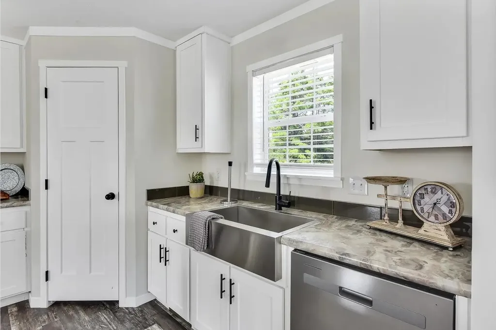 3 Cheryl Drive Concord NH 03303