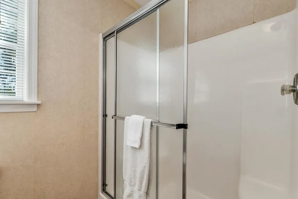 46 Moose Pond Terrace Hooksett NH 03106