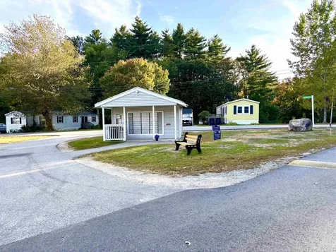 31 Beatrice Street Danville NH 03819-5148