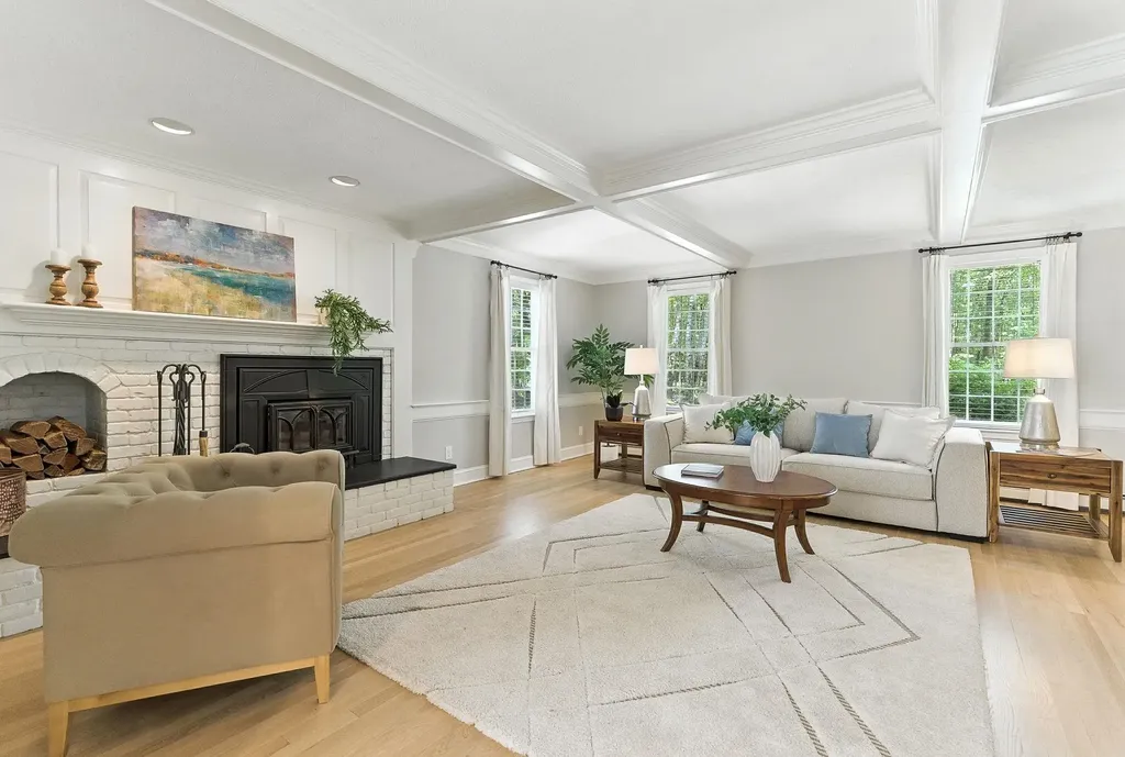 68 Perry Road Bedford NH 03110