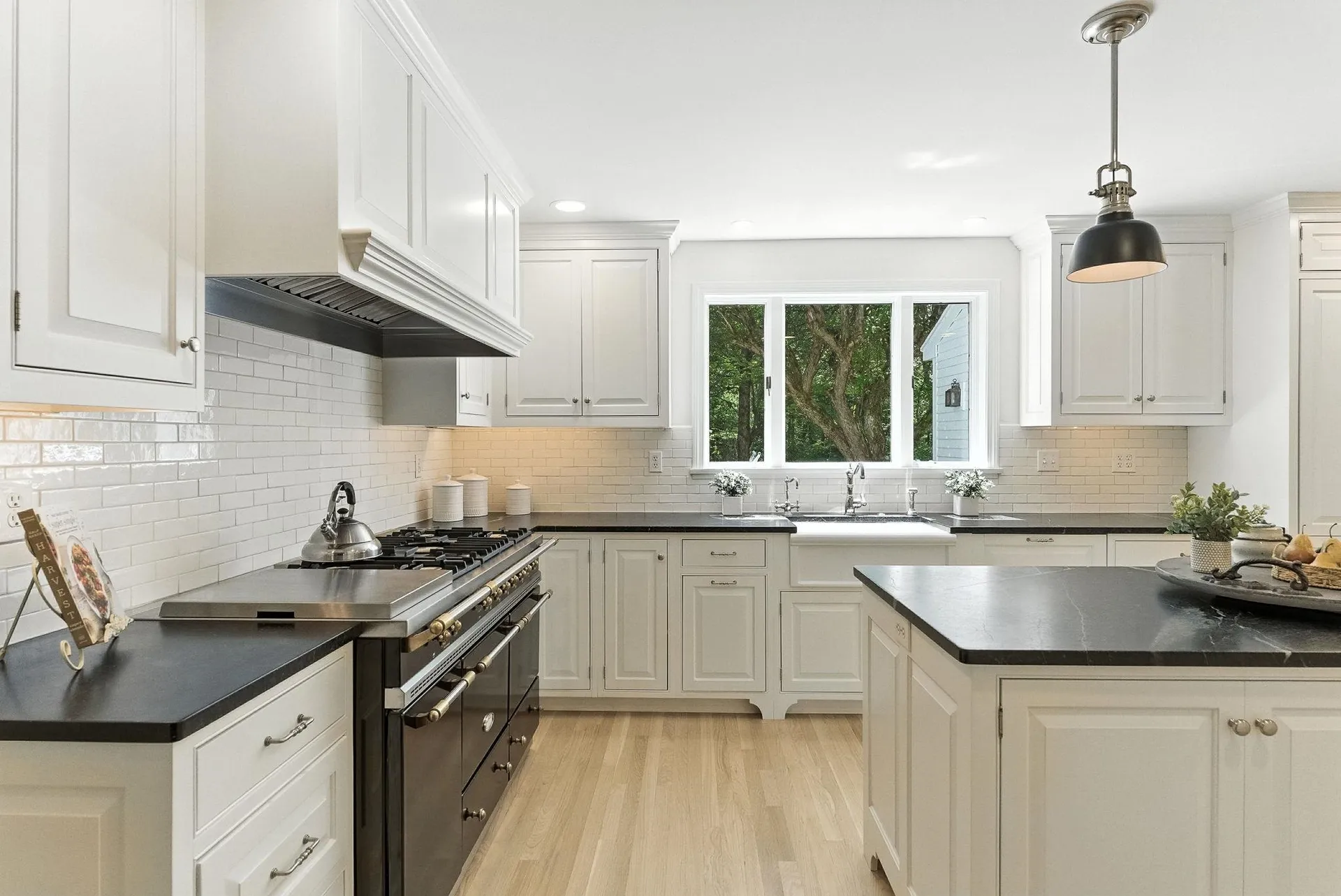 68 Perry Road Bedford NH 03110