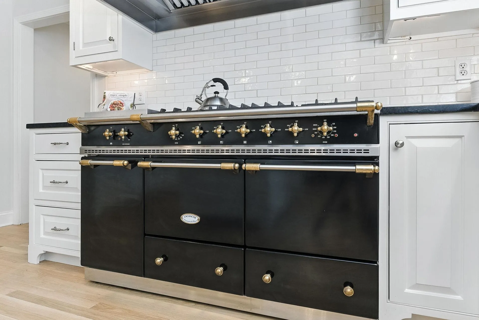 68 Perry Road Bedford NH 03110