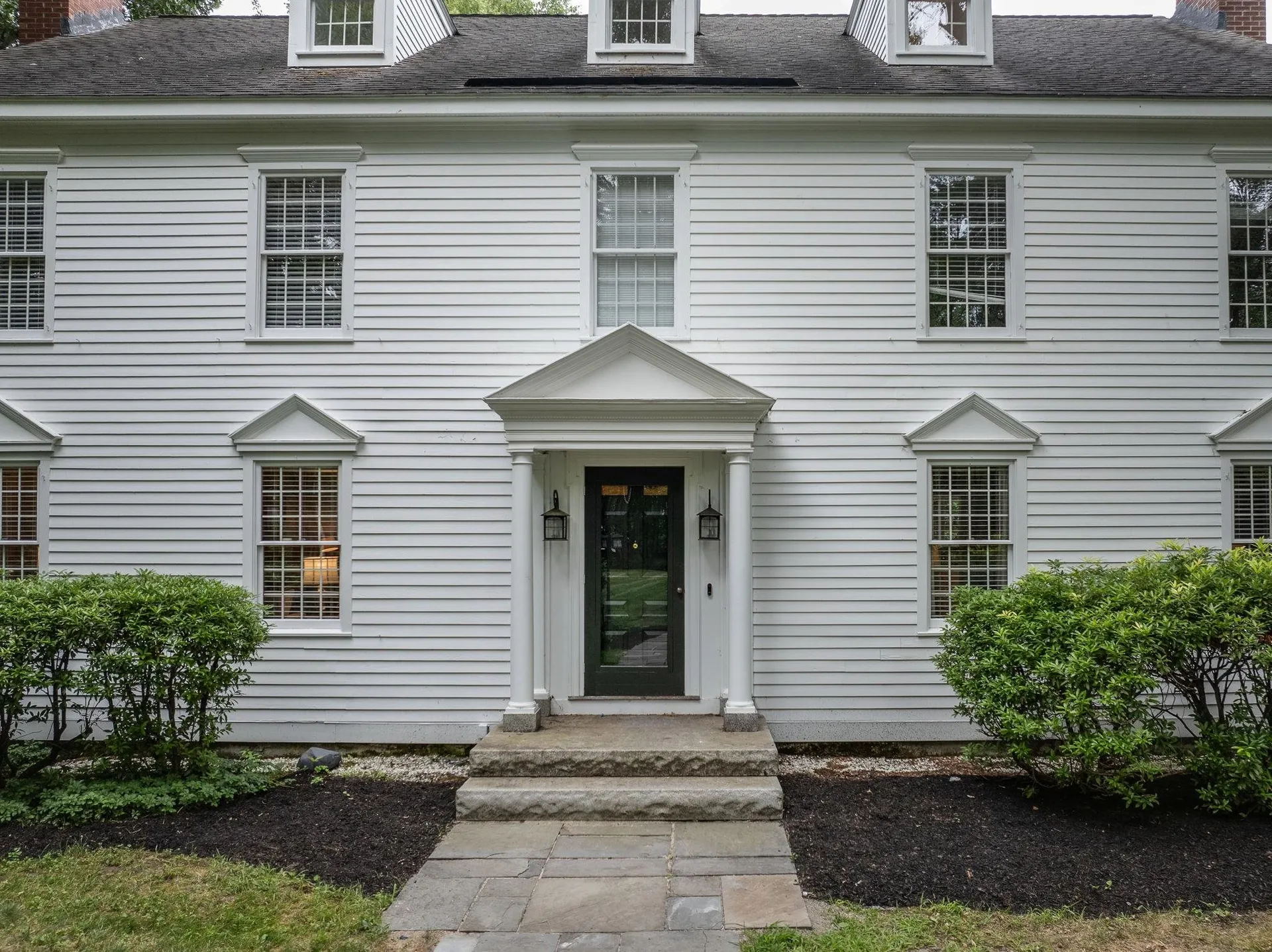 68 Perry Road Bedford NH 03110