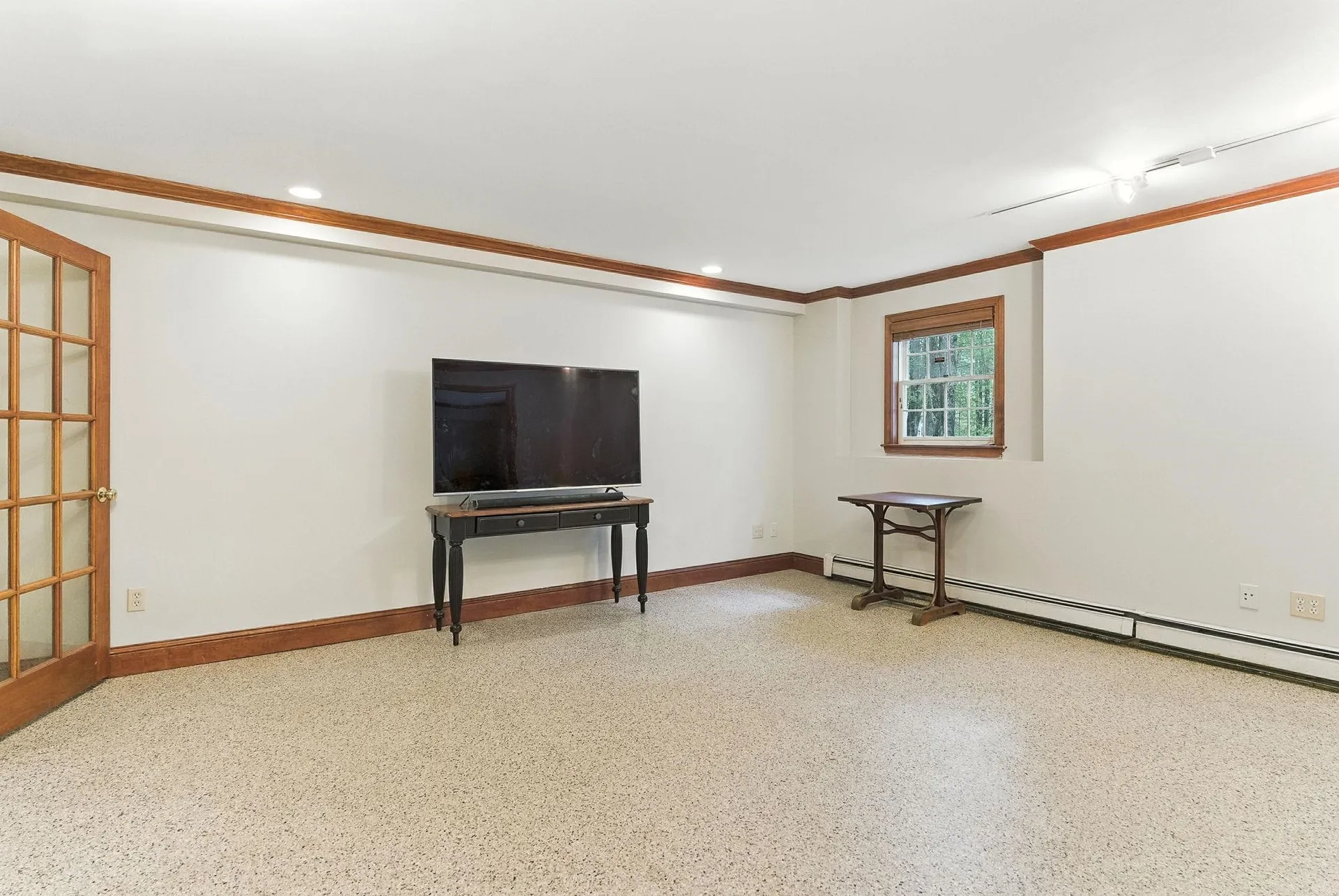 68 Perry Road Bedford NH 03110