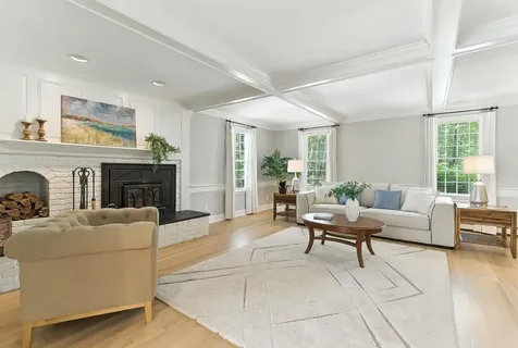 68 Perry Road Bedford NH 03110