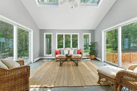 68 Perry Road Bedford NH 03110