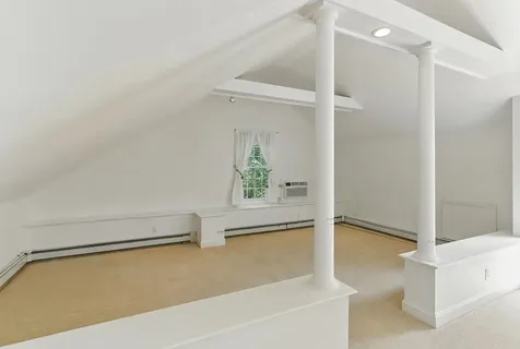 68 Perry Road Bedford NH 03110