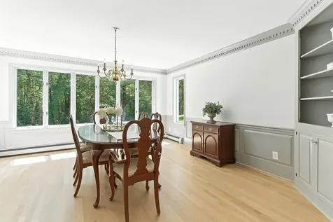 68 Perry Road Bedford NH 03110