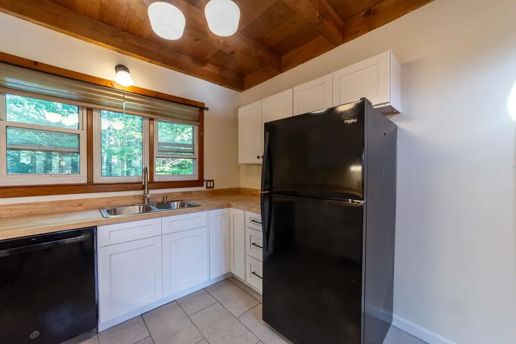 672 Nh Route 132 N New Hampton NH 03256