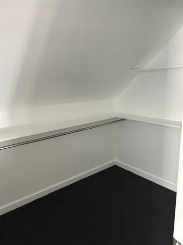 87 N High Street Derry NH 03038