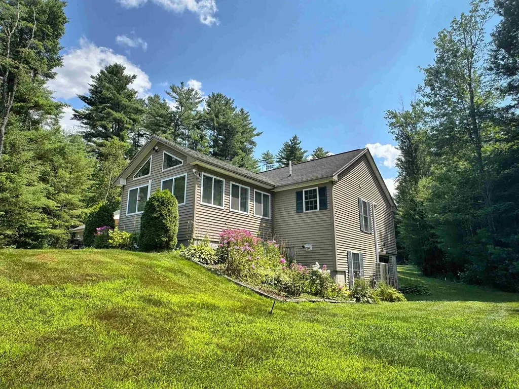 96 Quaker City Road Unity NH 03603