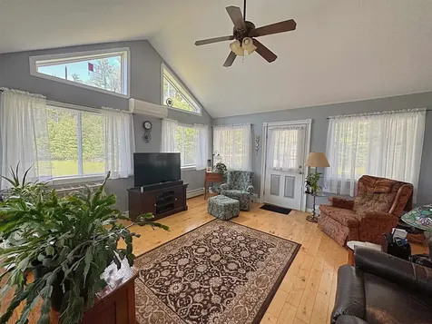 96 Quaker City Road Unity NH 03603