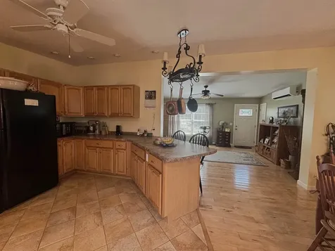 96 Quaker City Road Unity NH 03603