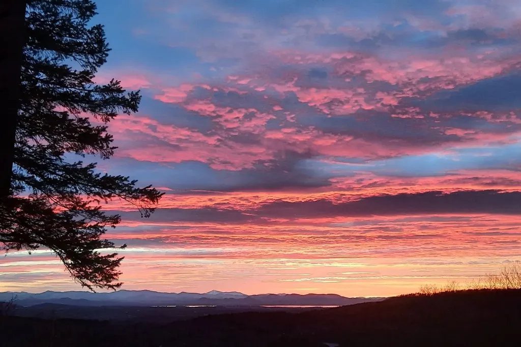 635 Texas Hill Road Hinesburg VT 05461-9567