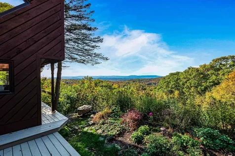 635 Texas Hill Road Hinesburg VT 05461-9567