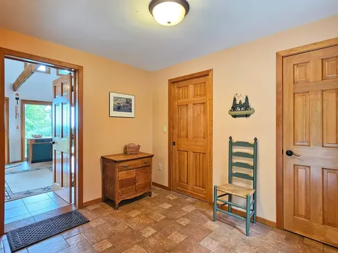 635 Texas Hill Road Hinesburg VT 05461-9567