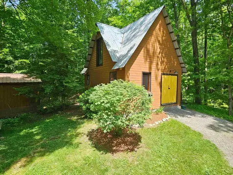 635 Texas Hill Road Hinesburg VT 05461-9567