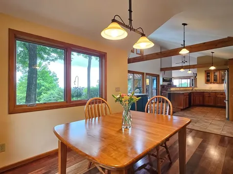 635 Texas Hill Road Hinesburg VT 05461-9567