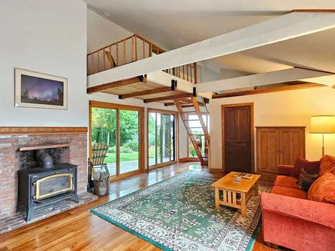 635 Texas Hill Road Hinesburg VT 05461-9567