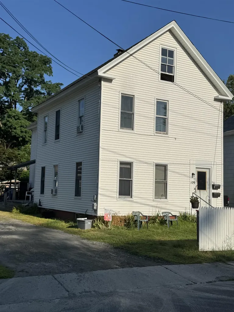 109 Central Street Brattleboro VT 05301